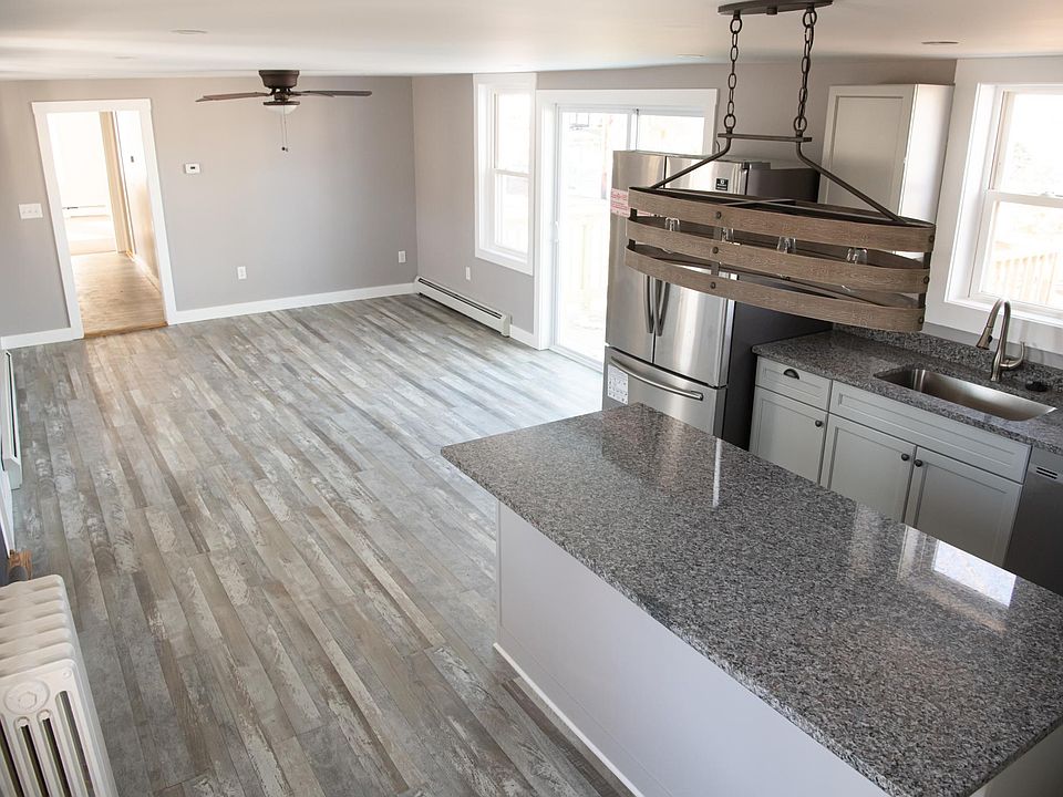 Kitchen / living room