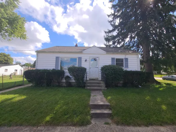 2102 S Scott St, South Bend, IN 46613