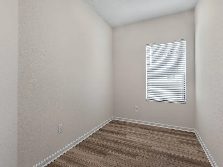 46 Poplar Dr — Photo 13
