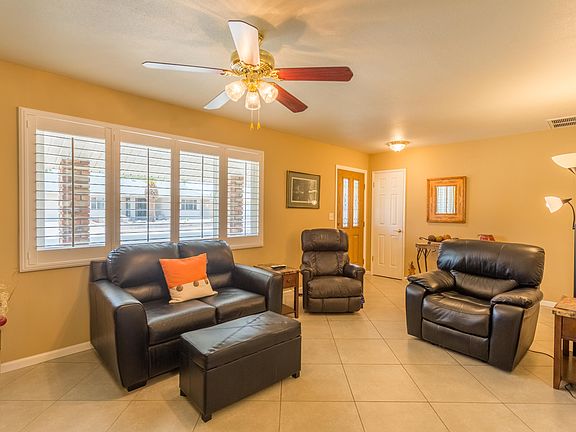 4th image of 10319 W Floriade Dr