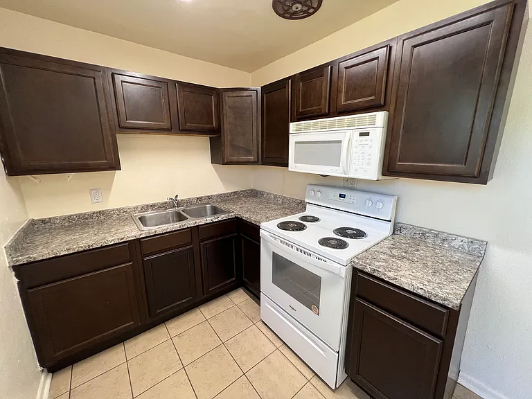 4408 Deauville Way — Photo 1