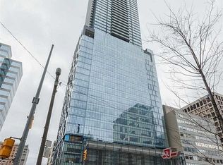 488 University Ave #5016, Toronto, ON M5G 0C1