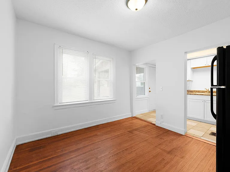 1816 S High St — Photo 16