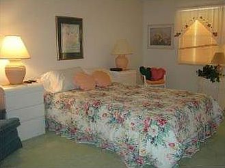 5th image of 2612 SE 19th Ct #202-B