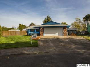 1749 Weigart Ct NE, Salem, OR 97305