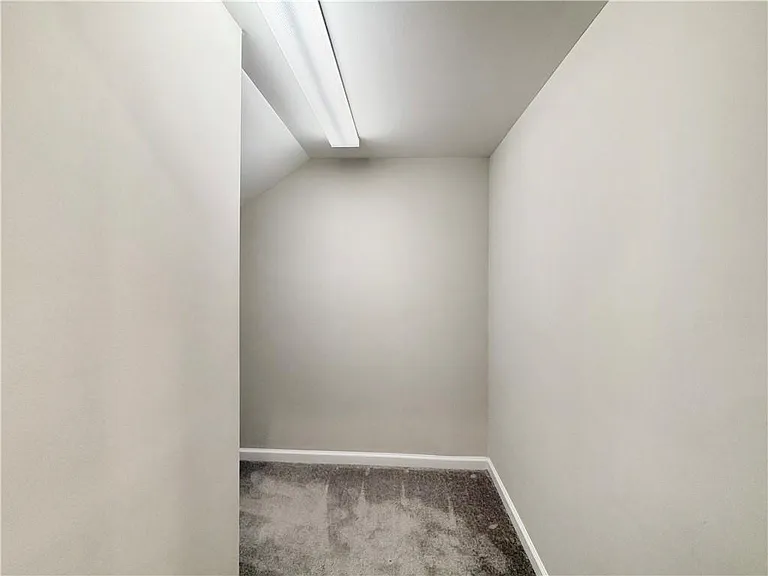 381 Northaven Ave — Photo 31