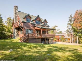 6017 Kennebec Cir, Carrabassett Valley, ME 04947