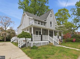 718 Chestnut Ave, Laurel Springs, NJ 08021