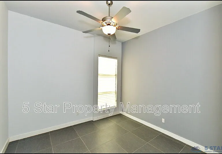 5973 Cartagena Cir — Photo 31