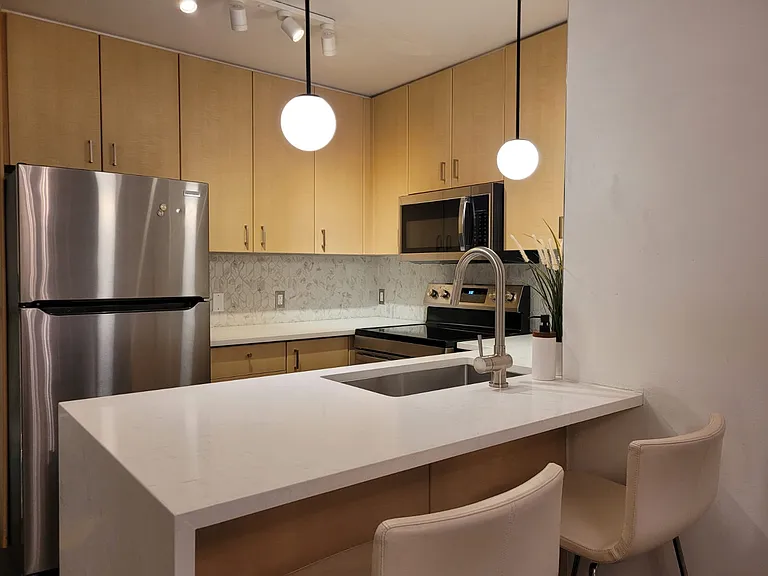 819 Hamilton St #314 — Photo 4