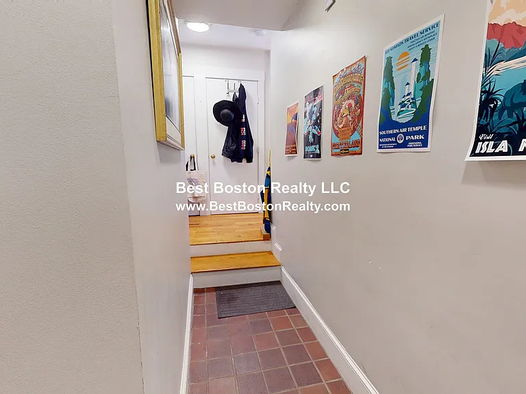 387 Highland Ave #1 — Photo 7