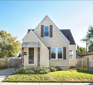 17916 Grove St, Roseville, MI, 48066
