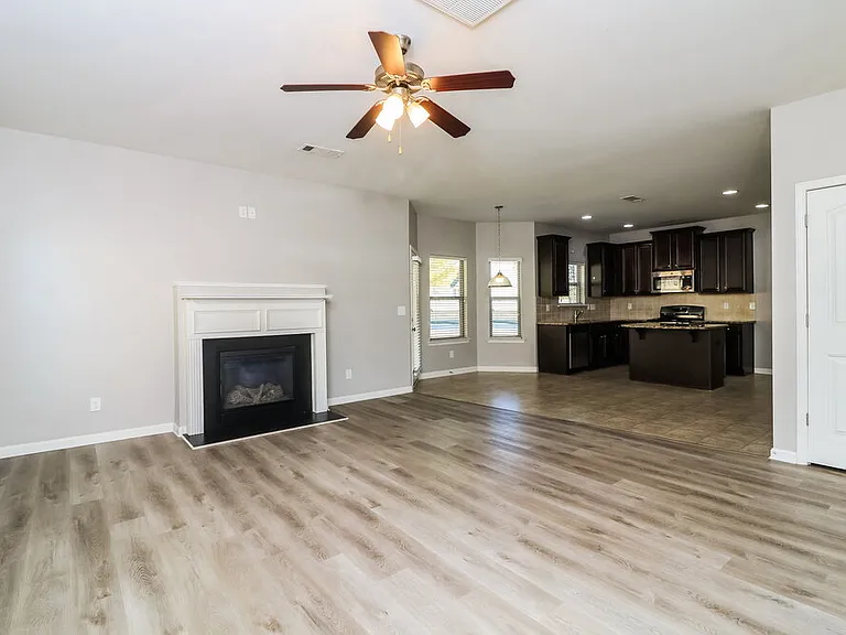 474 Cleburne Pl — Photo 6