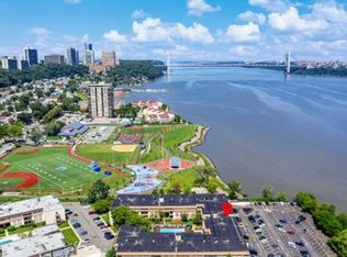 1111 River Rd APT C6, Edgewater, NJ 07020