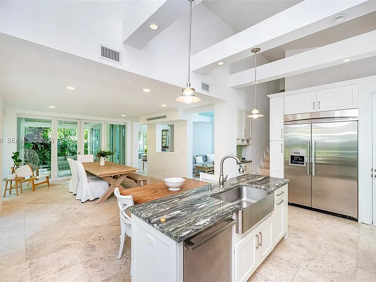 650 Curtiswood Dr — Photo 14