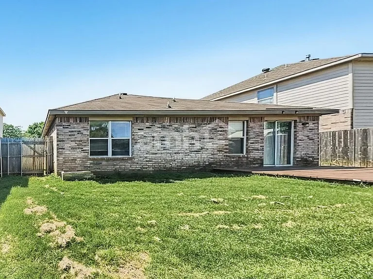 4652 Cool Ridge Ct — Photo 16