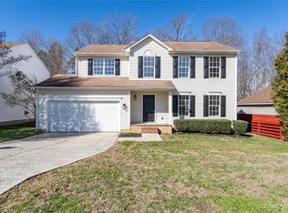 3100 Willamette Valley Dr, Charlotte, NC 28215