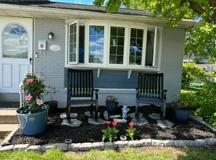 1466 Saint John Rd, Abington, PA 19001