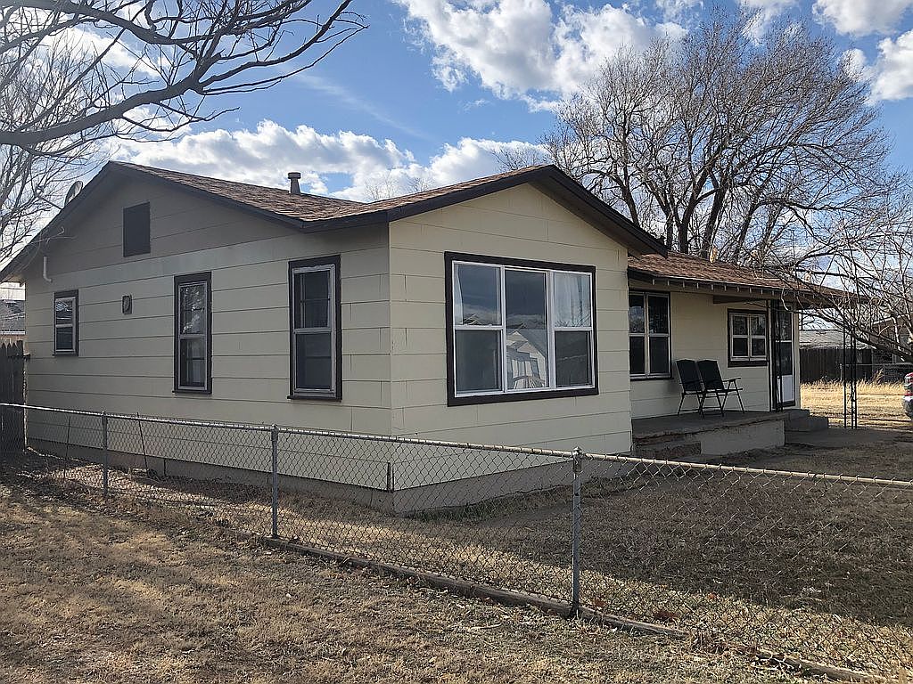 206 S Cornell Ave, Fritch, TX 79036 Zillow