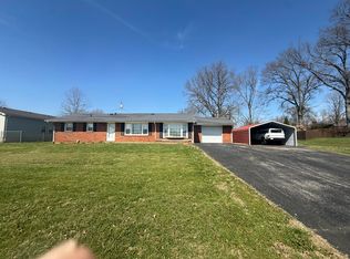 2225 Old Boonesboro Rd, Winchester, KY 40391