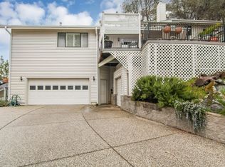 18566 Song Sparrow Ct, Penn Valley, CA 95946