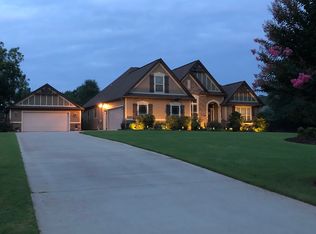 827 Bishop Ave, Greer, SC 29651