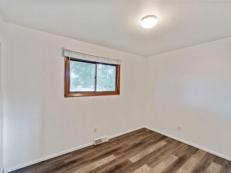 833 Ponderosa Dr — Photo 10