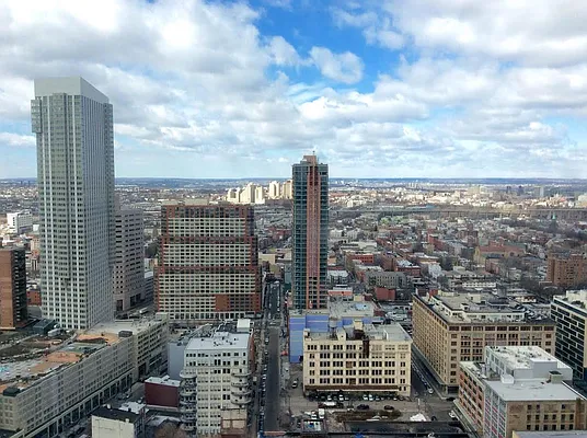 Sold by RE/MAX Villa Realtors  | media 2