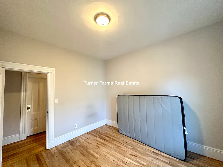 158 Boston St #2F — Photo 13