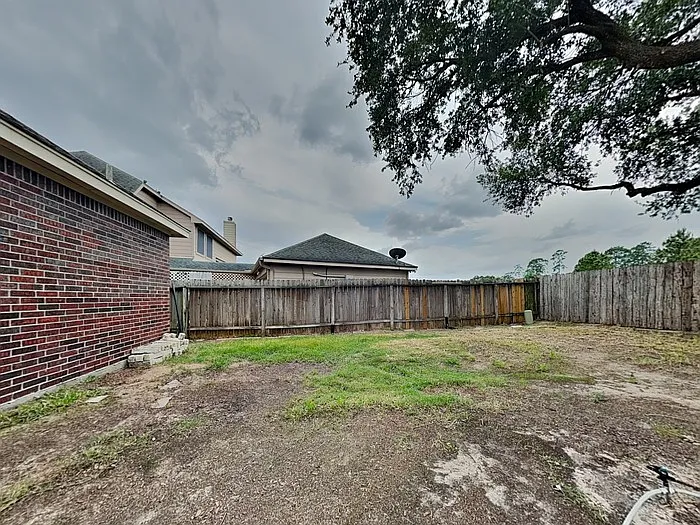 15535 Downford Dr — Photo 35