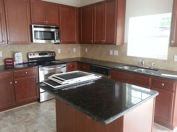5th image of 1304 Cozart St Unit 213