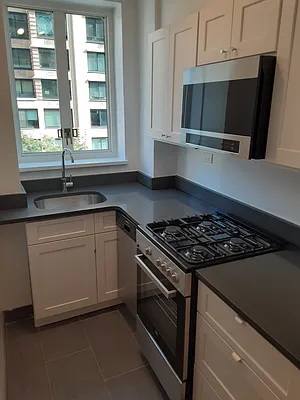 Rented by Bank Neary | media 12