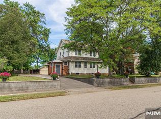 10 Tilley Avenue, Pequannock Township, NJ 07444