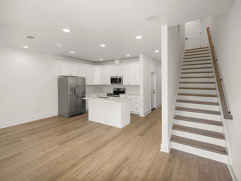 608 Fir Ave — Photo 9