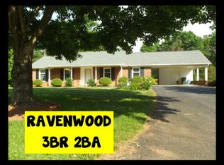 396 Raven Midlawn Dr, Wilkesboro, NC 28697