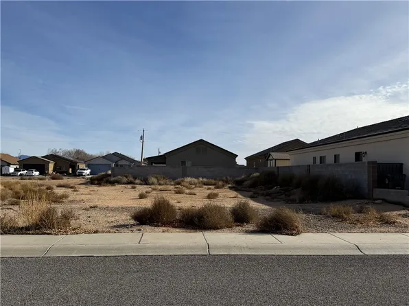 N Adams St, Kingman, AZ 86409