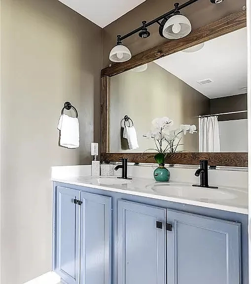 4827 Sapphire Dr — Photo 11