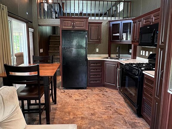 4th image of 20965 S Lakeshore Dr #12