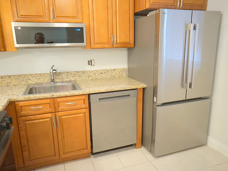 1891 SW 81st Ave #2 — Photo 6