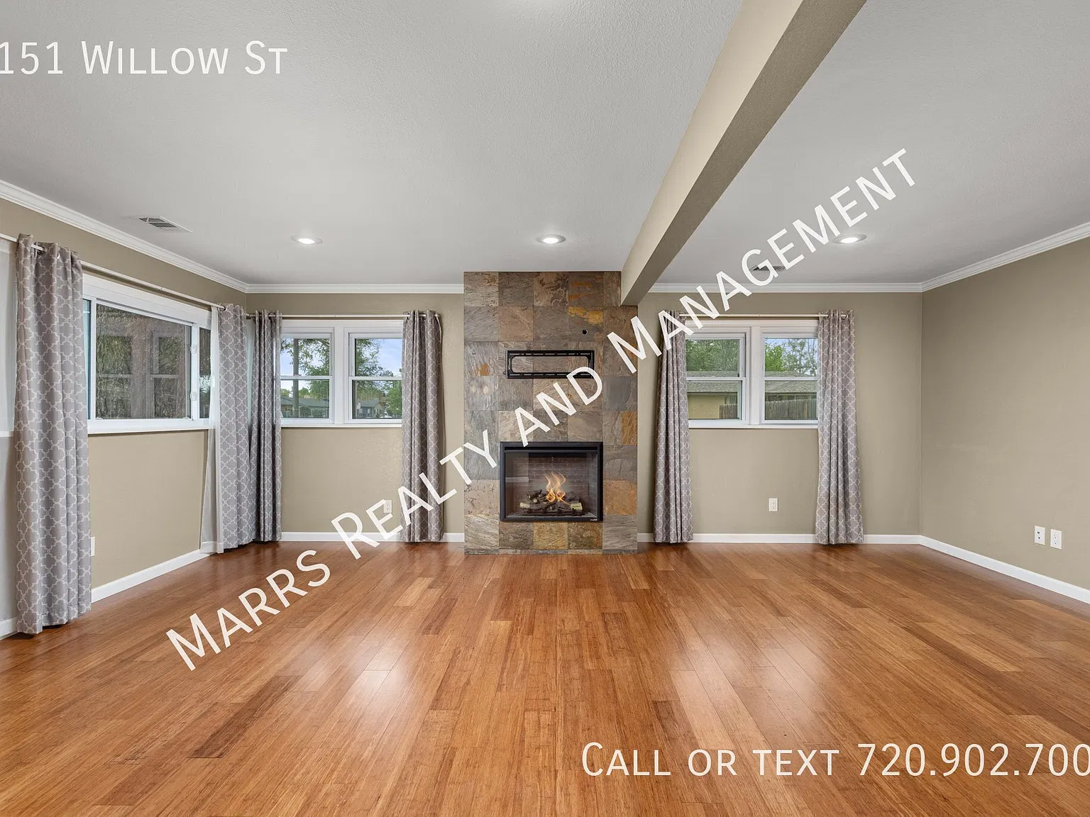 3 Bedroom 1 Bath Updated Lowry Bungalow — Photo 2