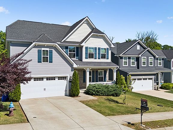 3rd image of 3404 Woodcrest Ct