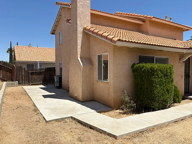 12440 Corkwood Ln — Photo 4
