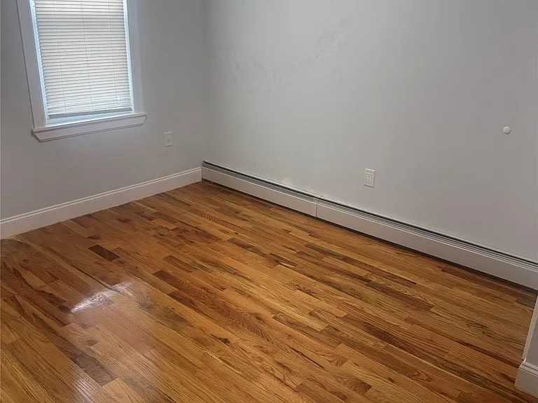 1611 Research Ave #2 — Photo 3