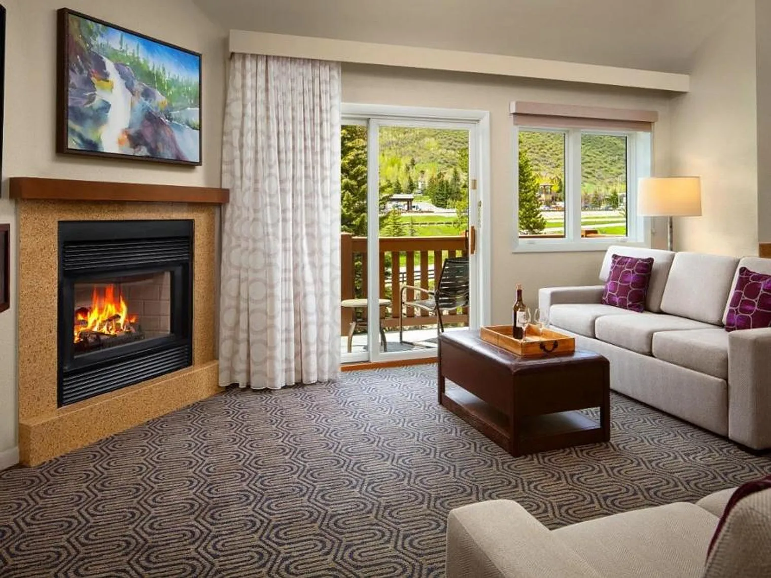 1 bed, 1.0 bath, 624 sqft, $8,825 — Photo 2