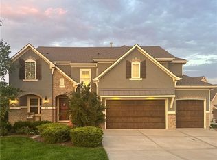 217 SW Roosevelt Rdg, Lees Summit, MO 64081