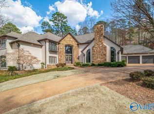 320 Hollywood Rd, Gadsden, AL 35901