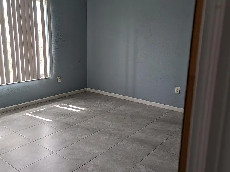 8468 San Pablo Ave — Photo 2