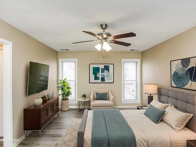 8123 Cairn Dr — Photo 11