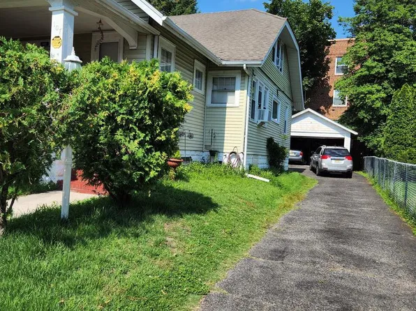 107 Poplar Ave, Merchantville, NJ 08109