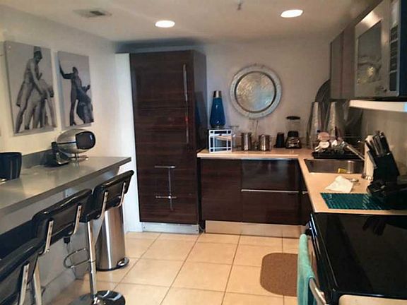 4th image of 2829 Indian Creek Dr APT 1203